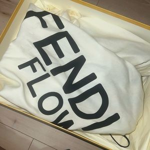 Fendi Shoes, No Details, like new!!